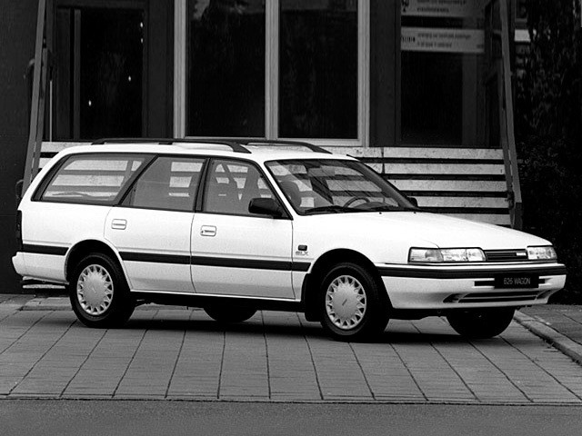 Mazda 626 Station Wagon photo 4