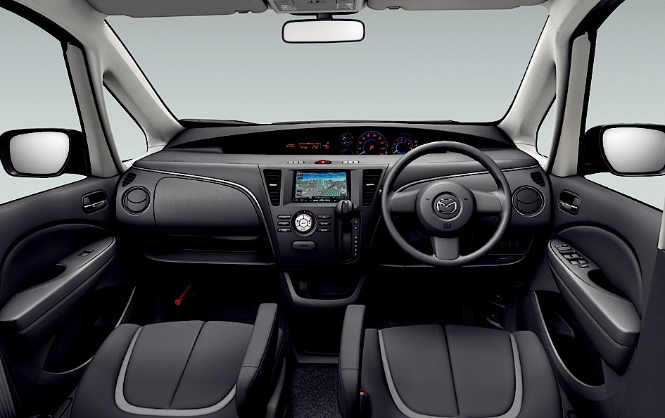 Mazda Biante photo 30