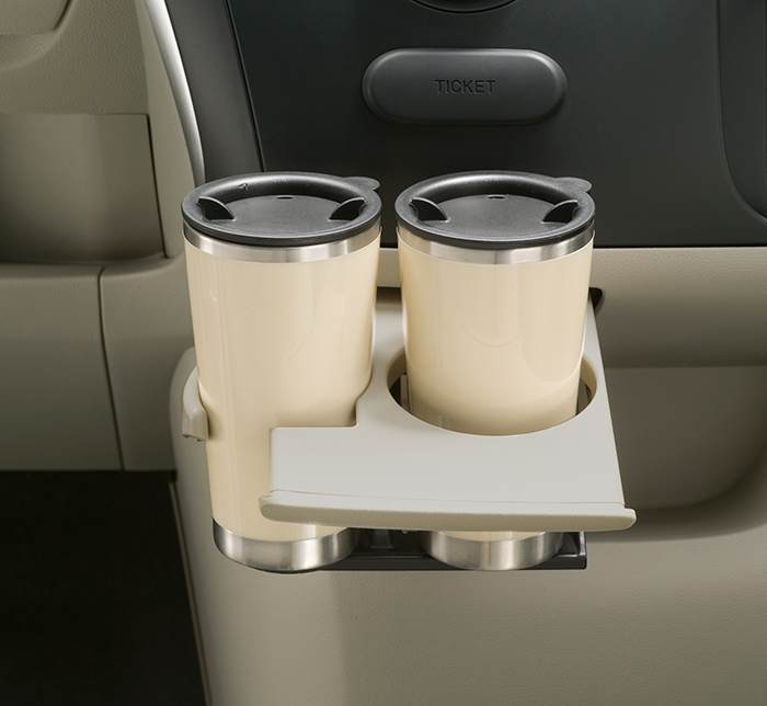 Mazda Biante photo 41