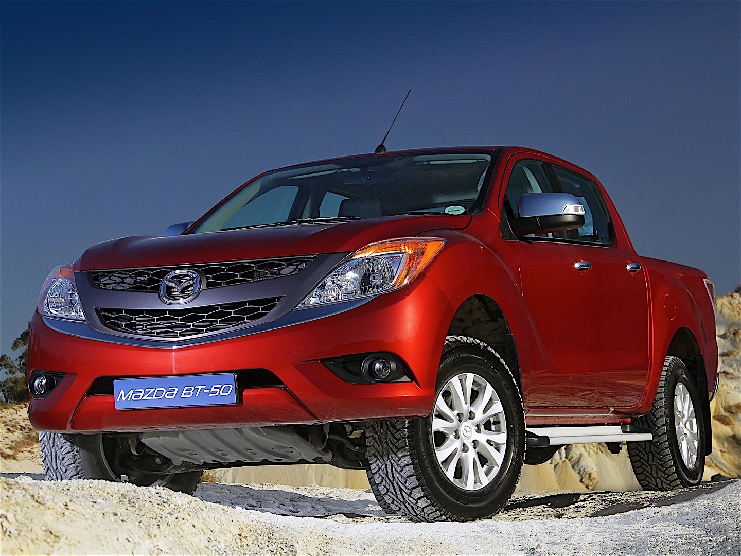 Mazda Bt-50 photo 10