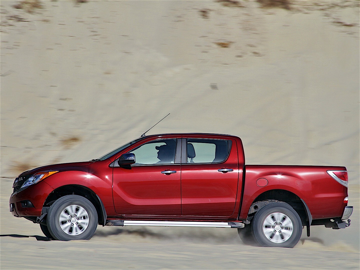 Mazda Bt-50 photo 11