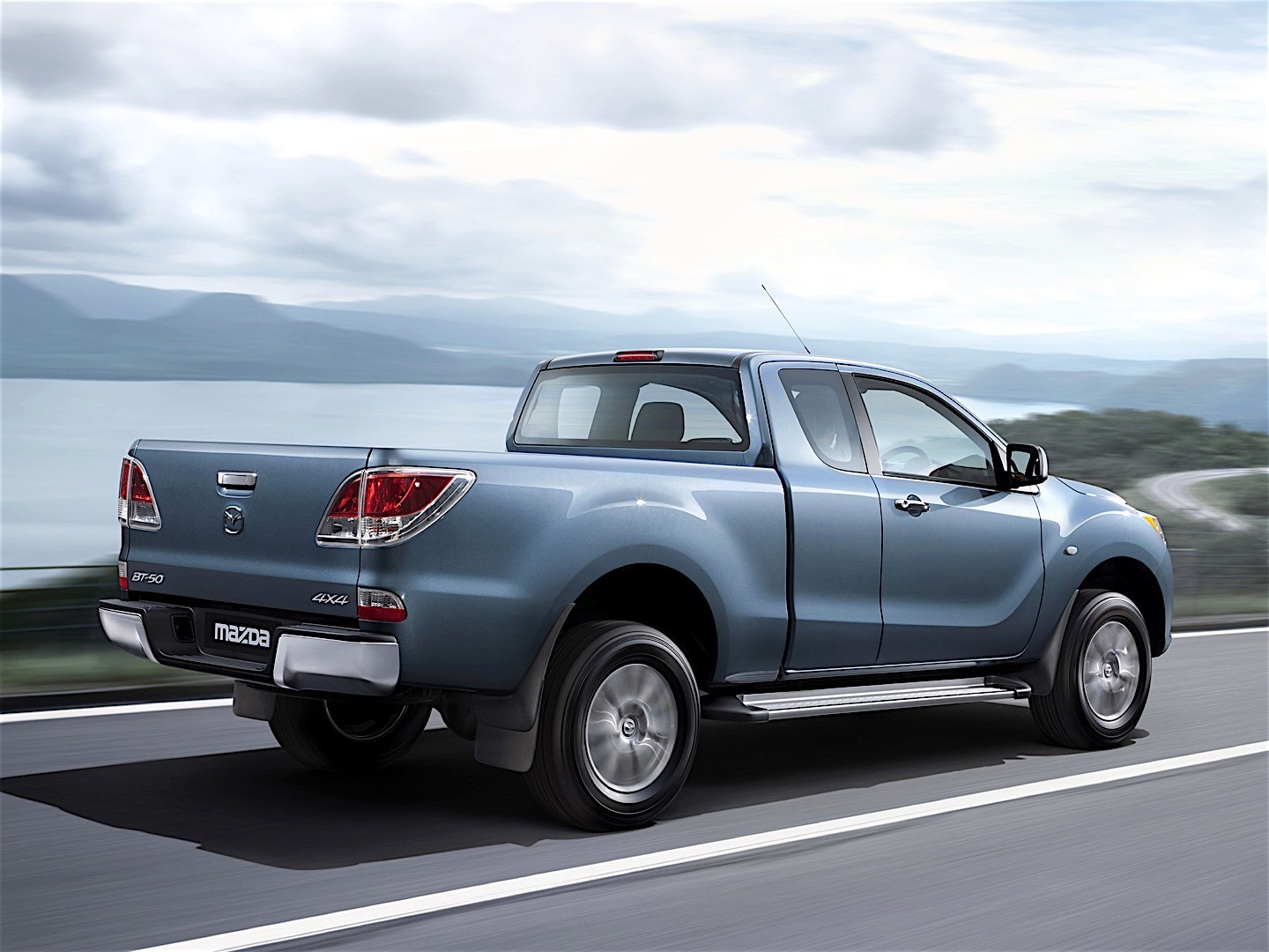 Mazda Bt-50 photo 12
