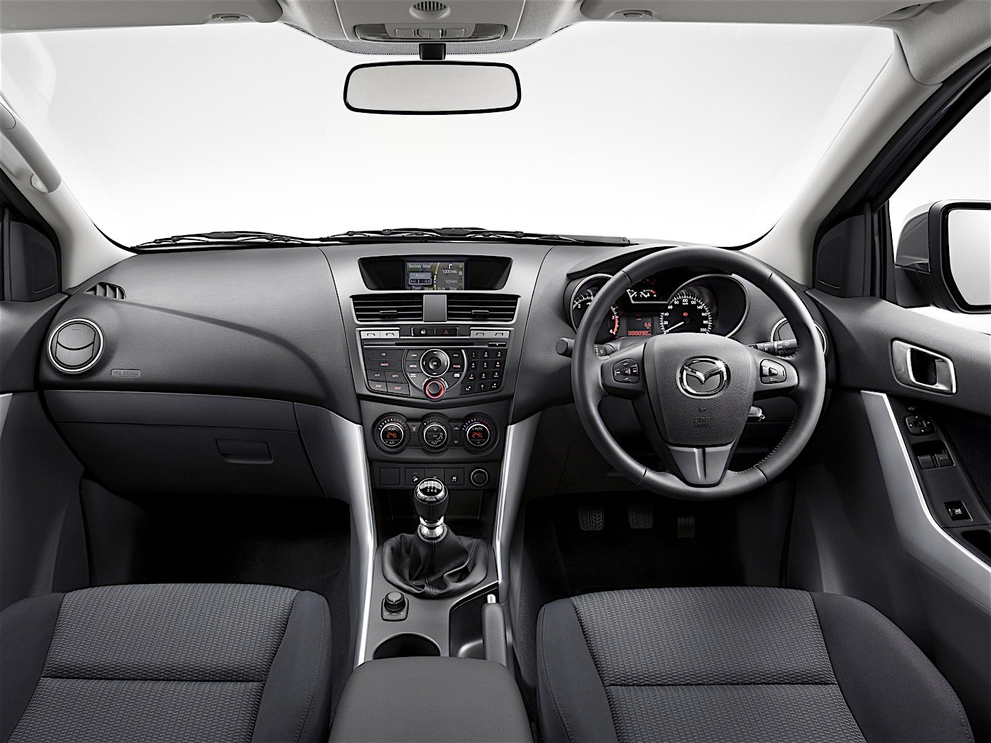 Mazda Bt-50 photo 42