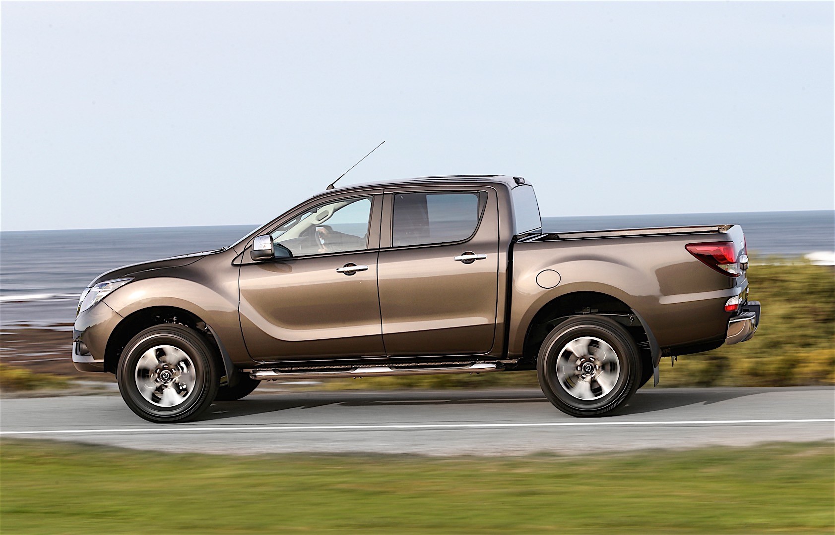 Mazda Bt-50 photo 28