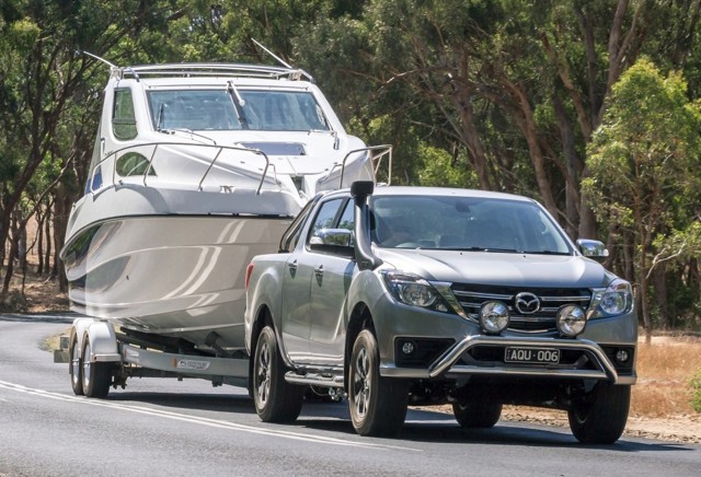 Mazda Bt-50 photo 6