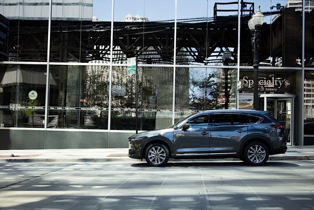 Mazda Cx-8 photo 2