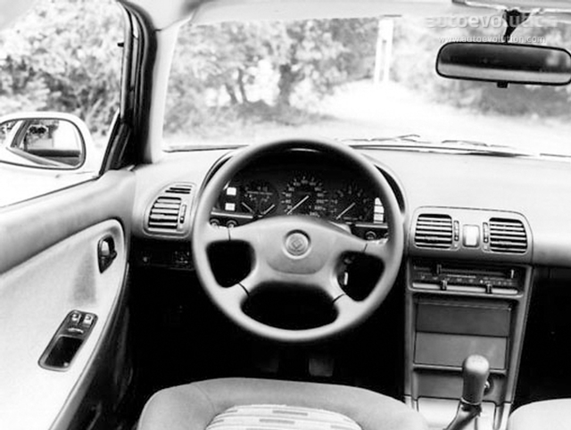 Mazda Mx-3 photo 16
