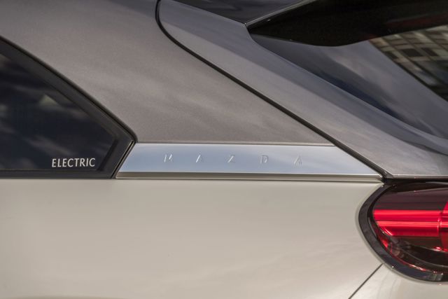 Mazda Mx-30 photo 35