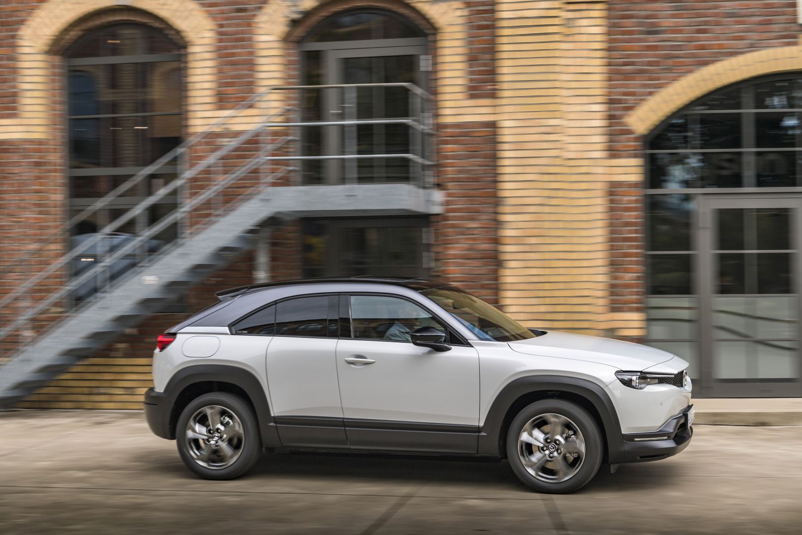 Mazda Mx-30 photo 47