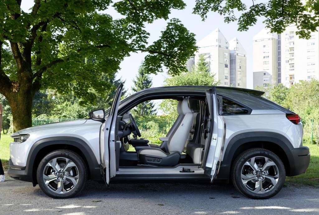 Mazda Mx-30 photo 24