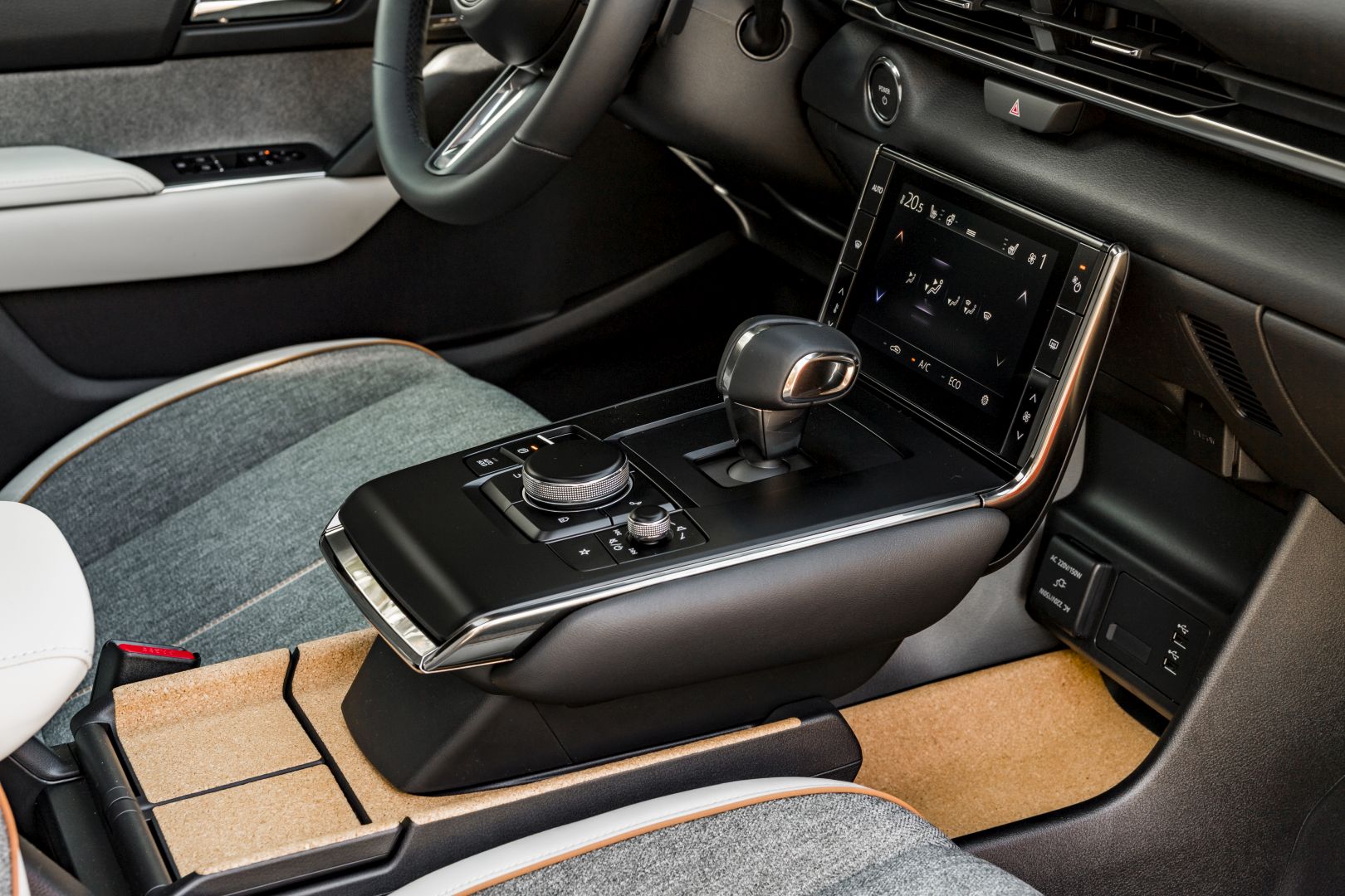 Mazda Mx-30 photo 143