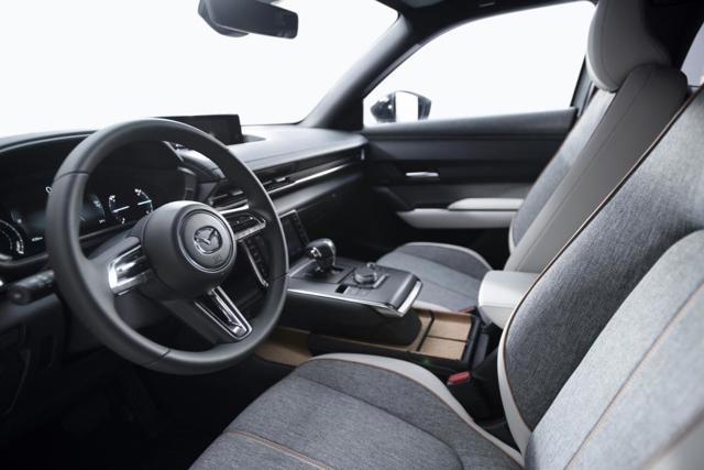 Mazda Mx-30 photo 133