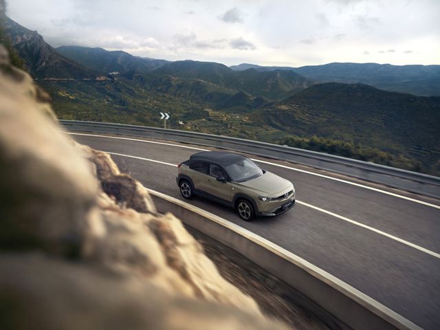 Mazda Mx-30 photo 11