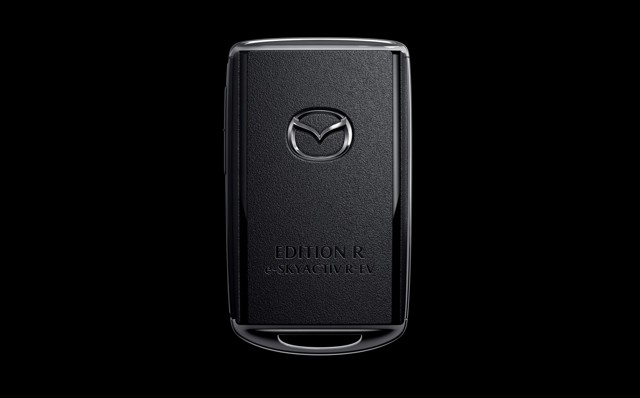 Mazda Mx-30 photo 123
