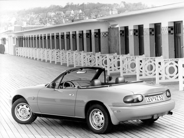 Mazda Mx-5 / Miata photo 11