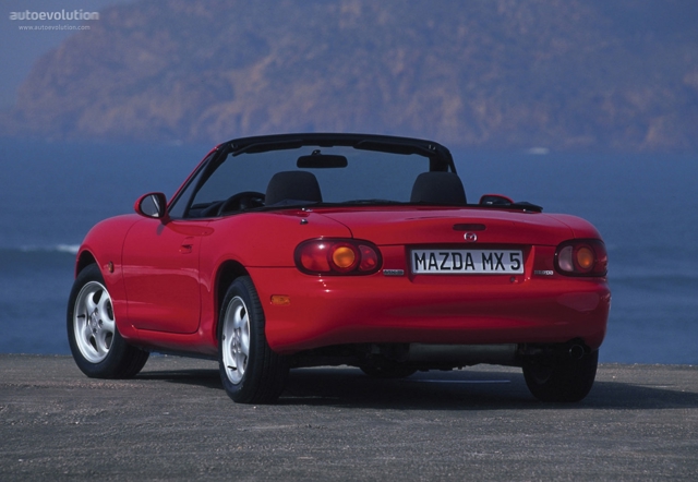 Mazda Mx-5 / Miata photo 3