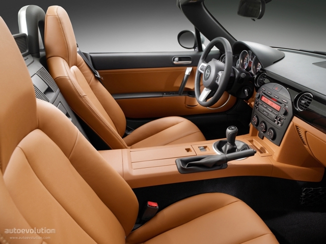 Mazda Mx-5 / Miata photo 7