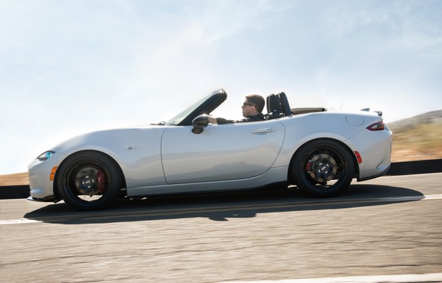 Mazda Mx-5 / Miata photo 15