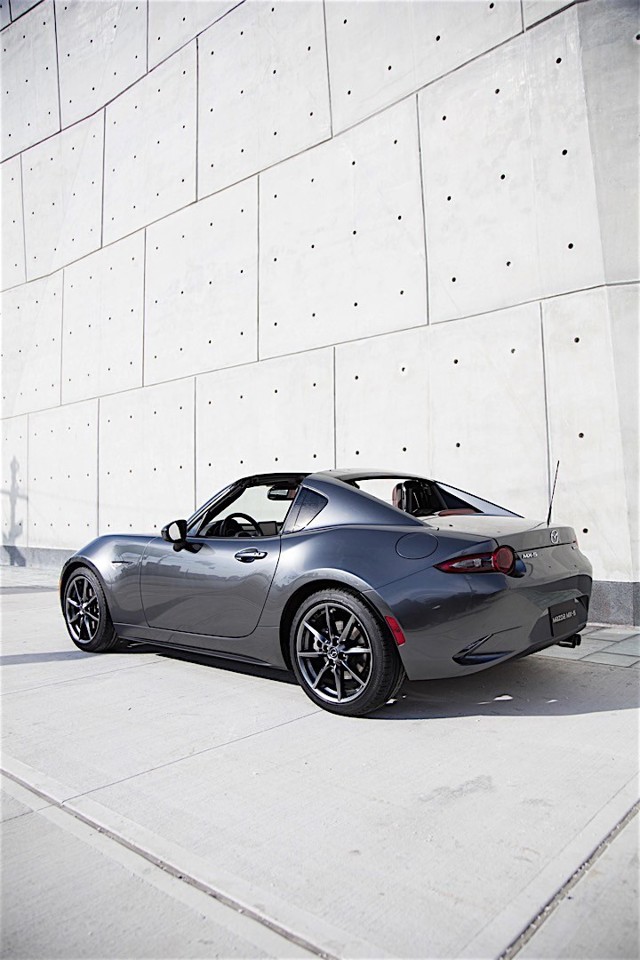 Mazda Mx-5 / Miata photo 10