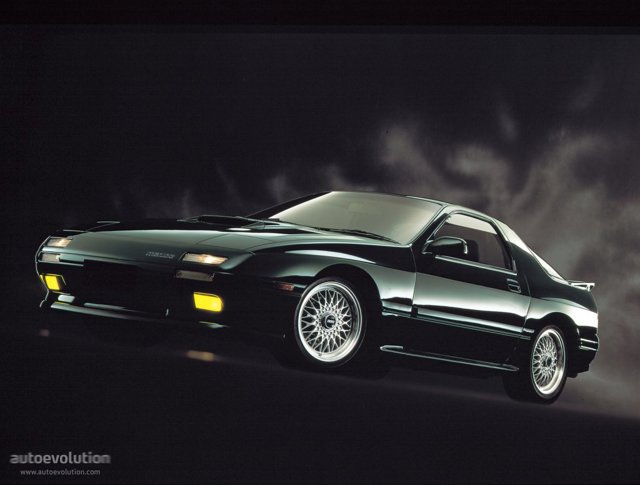 Mazda Rx-7 photo 2