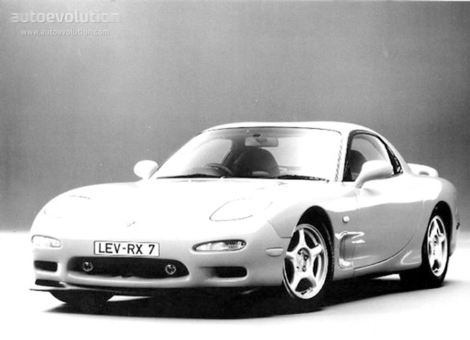 Mazda Rx-7 photo 2