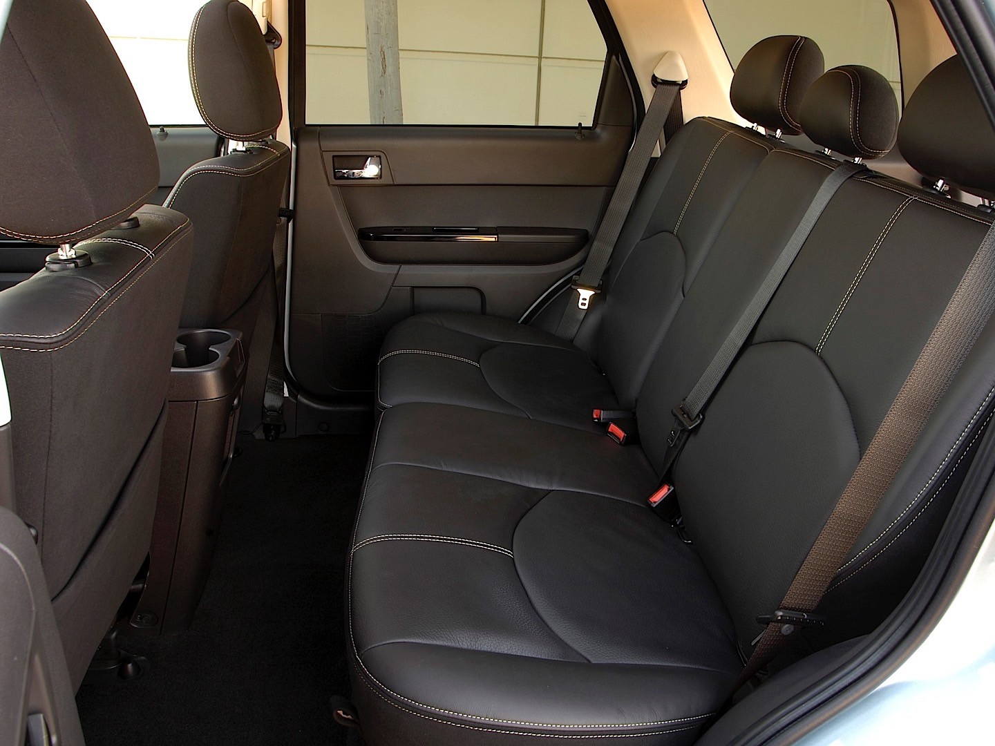 Mazda Tribute photo 28