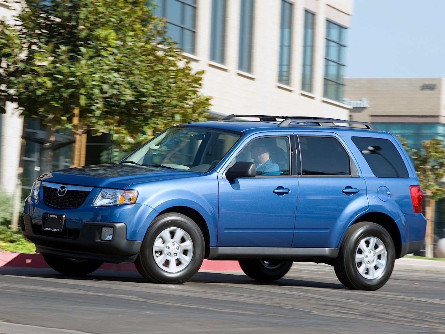 Mazda Tribute photo 13
