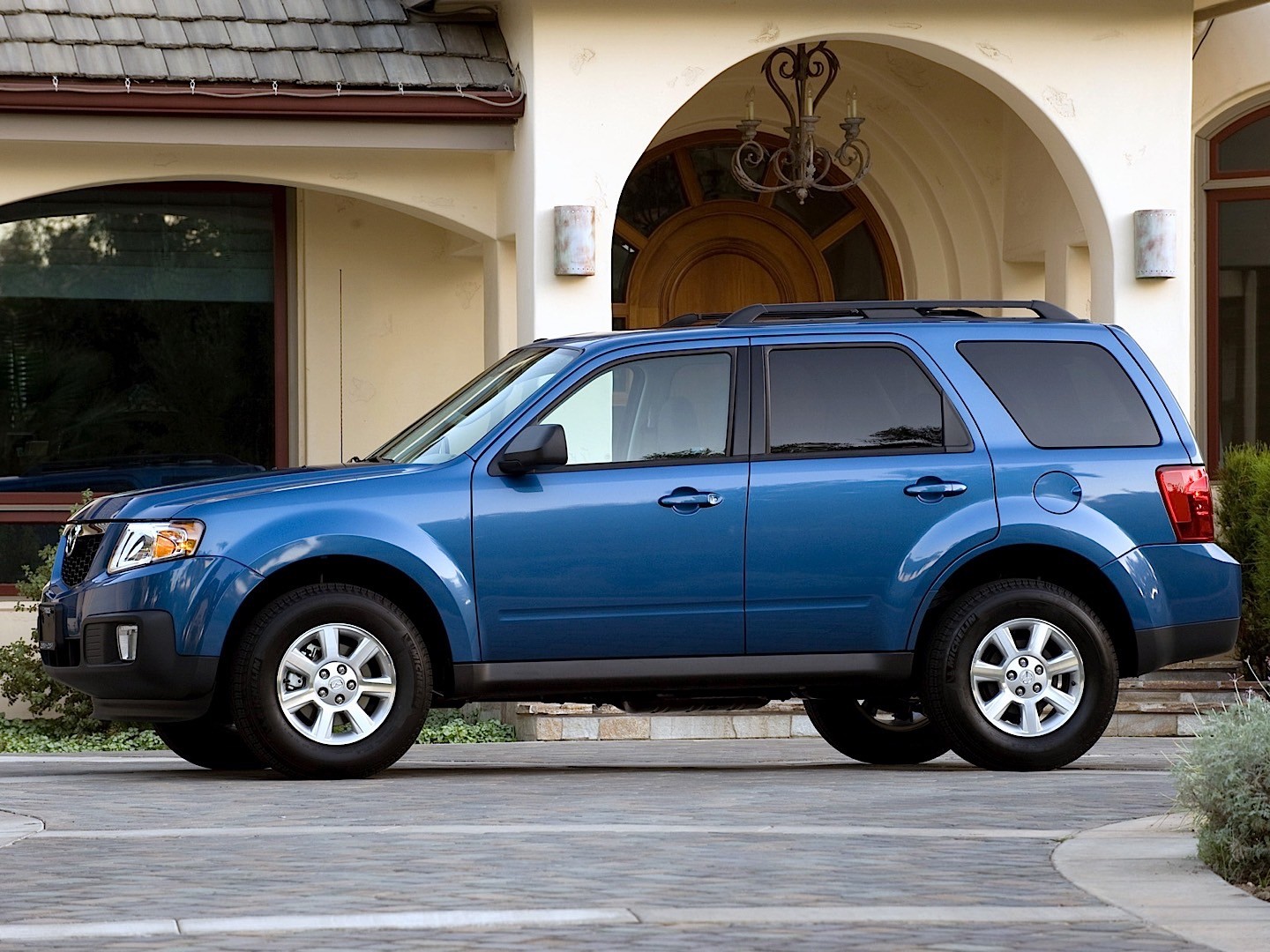 Mazda Tribute photo 15
