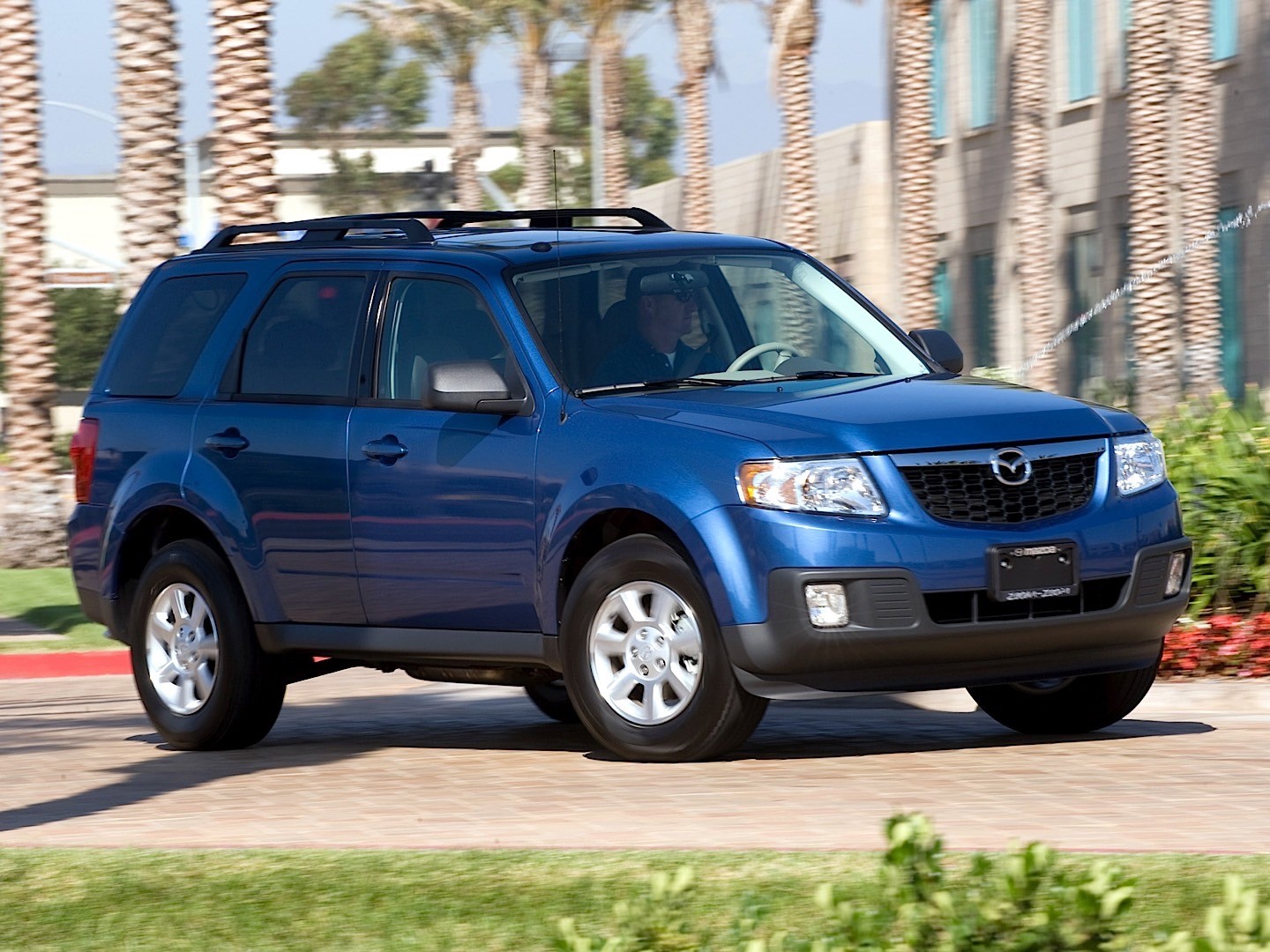 Mazda Tribute photo 18