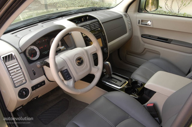 Mazda Tribute photo 23
