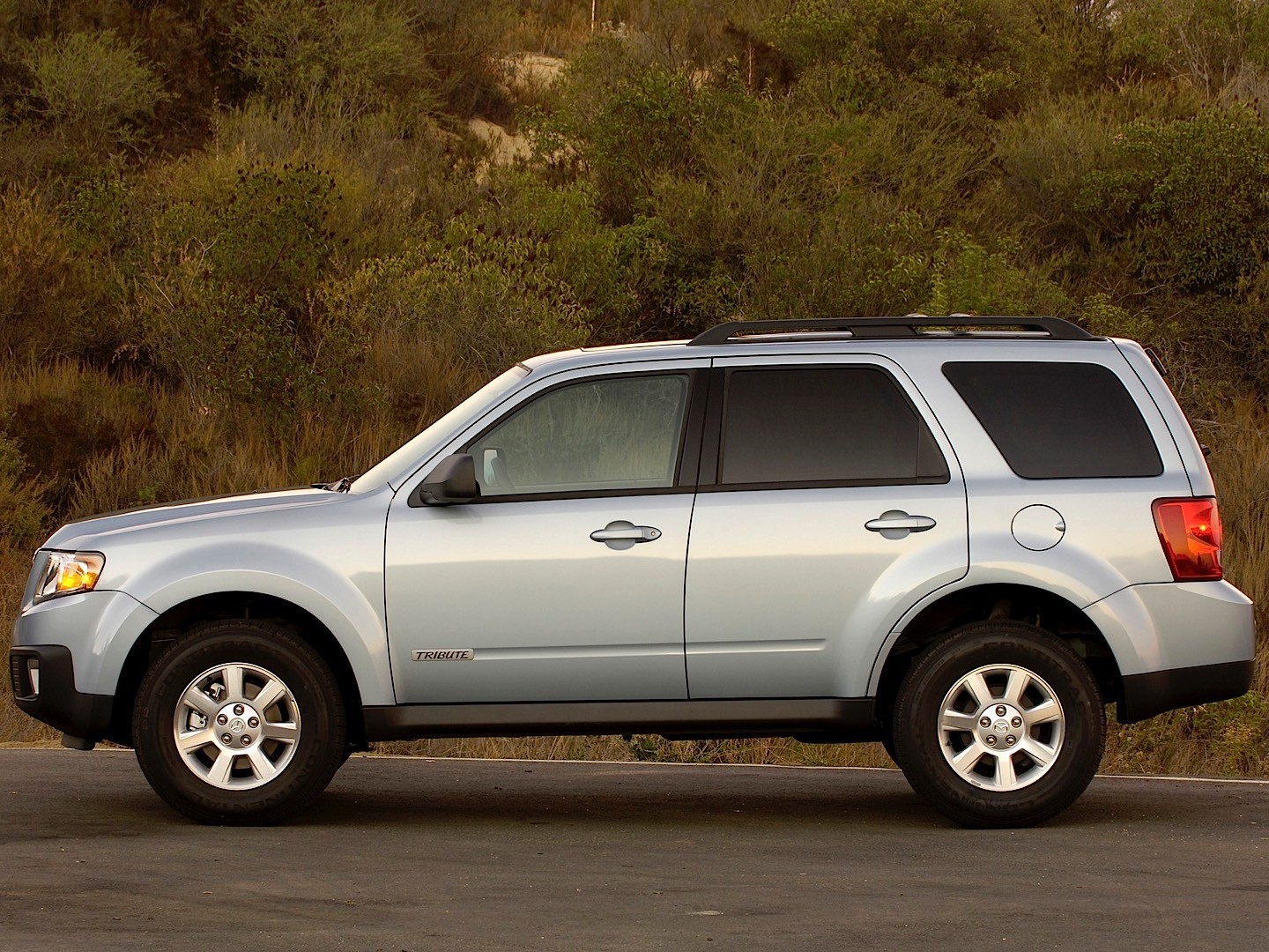 Mazda Tribute photo 12