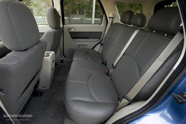 Mazda Tribute photo 20