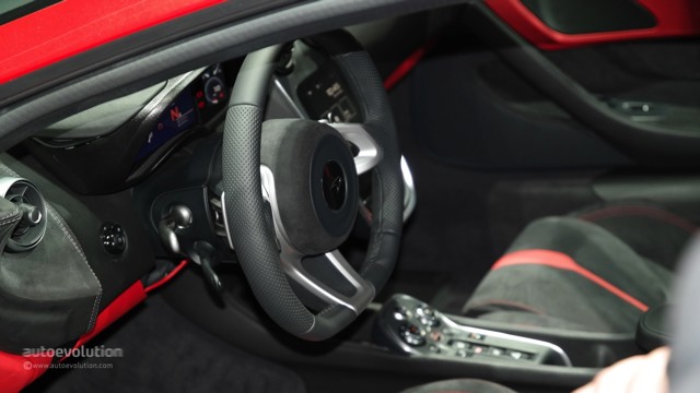 Mclaren 540C photo 12
