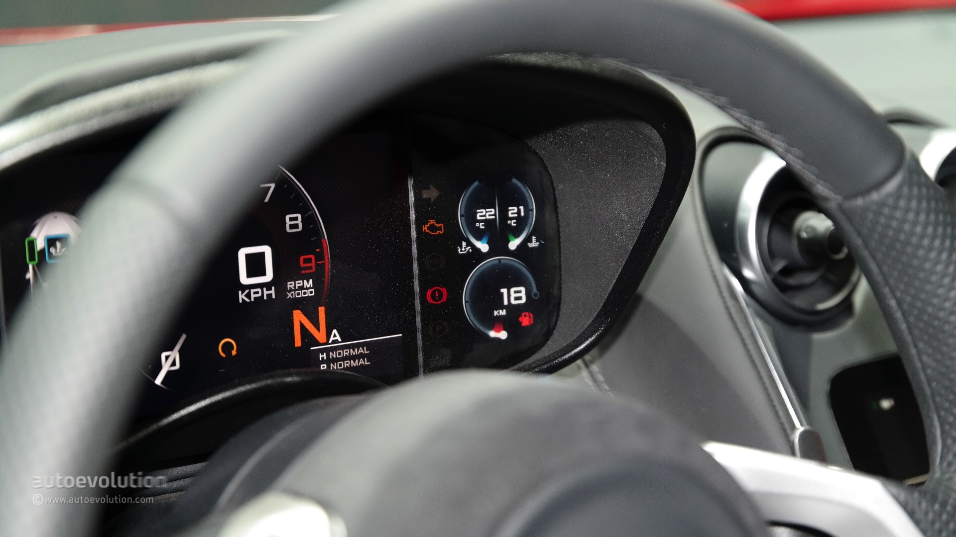 Mclaren 540C photo 8