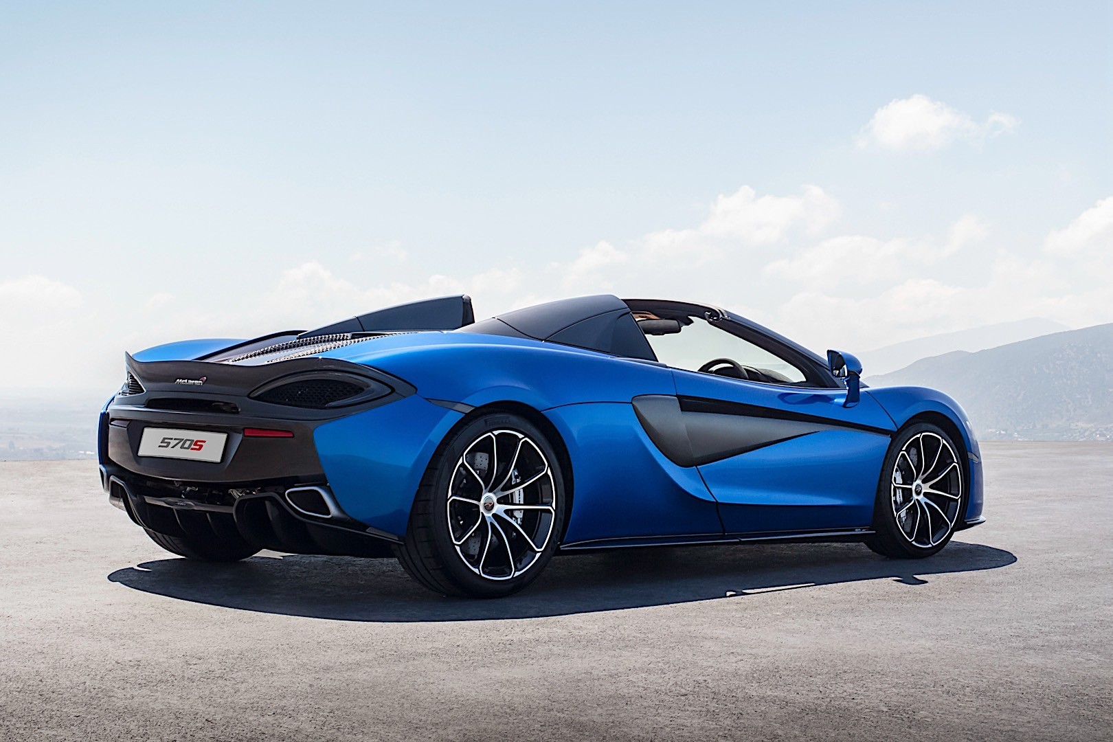 Mclaren 570S Spider photo 19