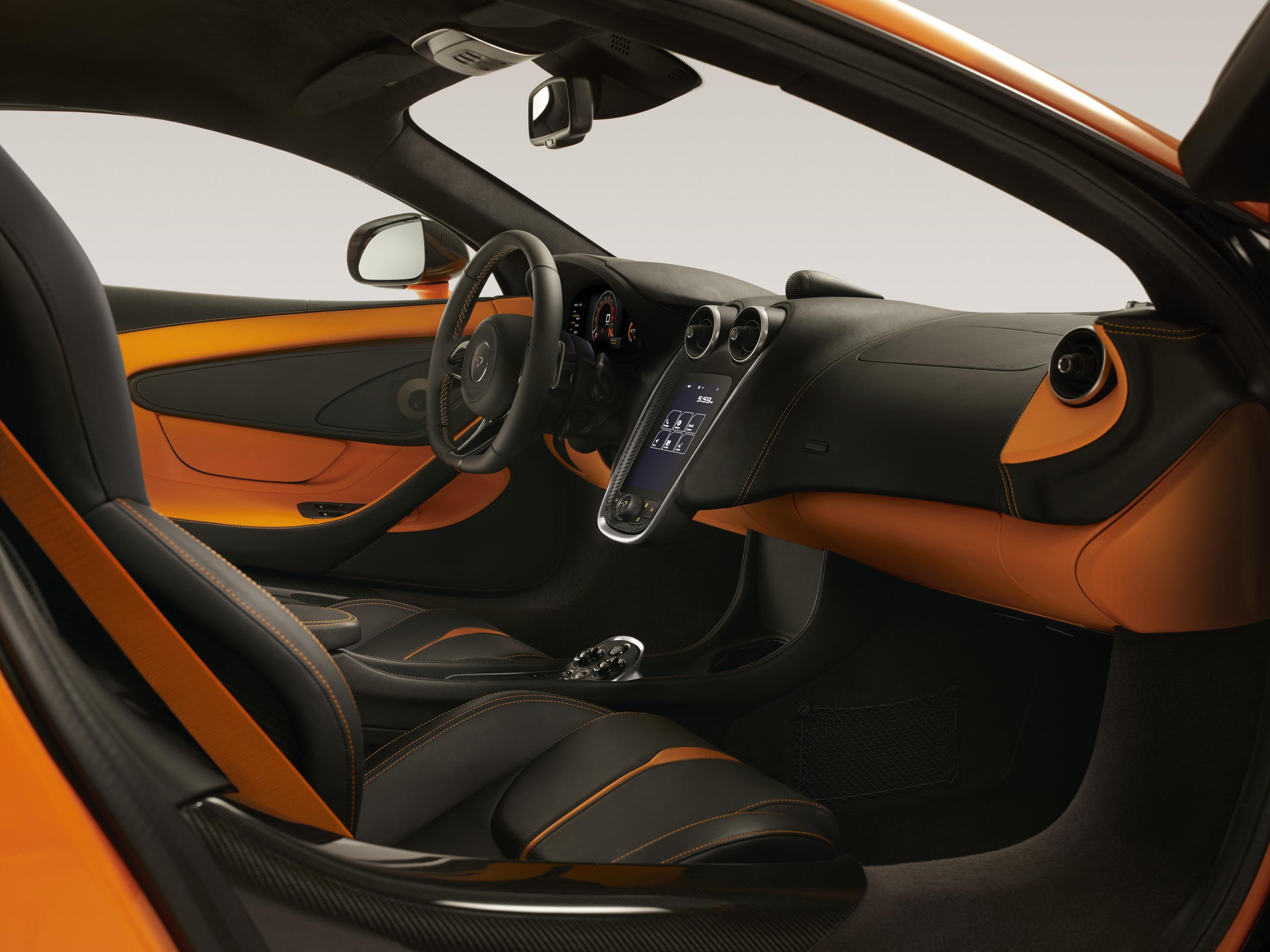 Mclaren 570S photo 18