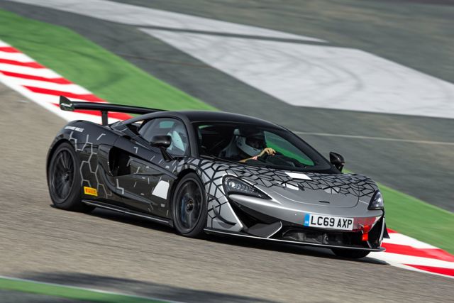 Mclaren 620R photo 9