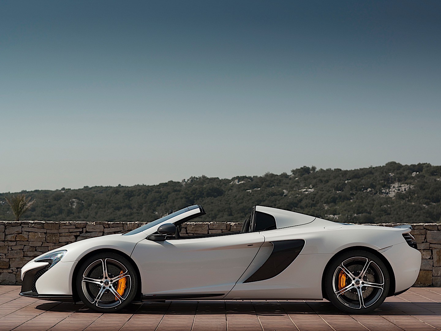 Mclaren 650S Spider photo 35