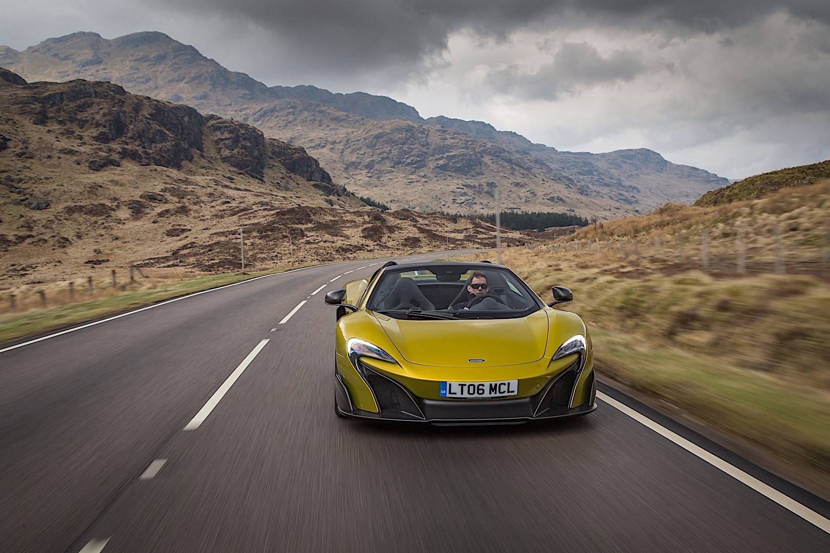 Mclaren 675Lt Spider photo 15