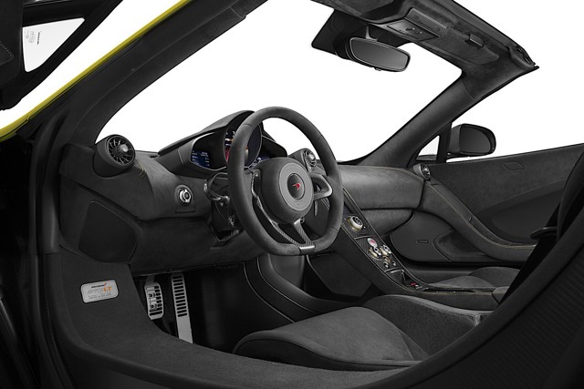 Mclaren 675Lt Spider photo 26