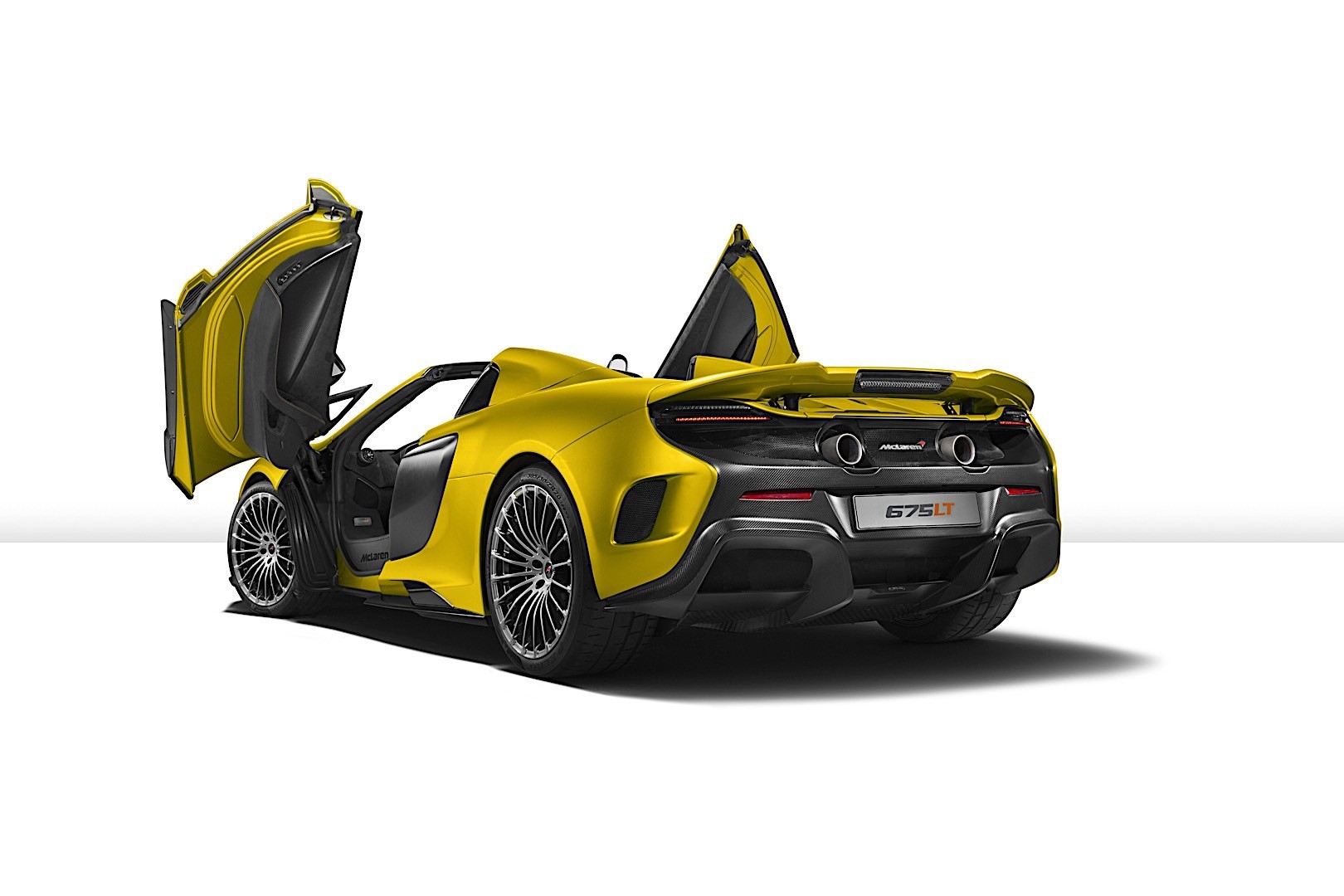 Mclaren 675Lt Spider photo 20