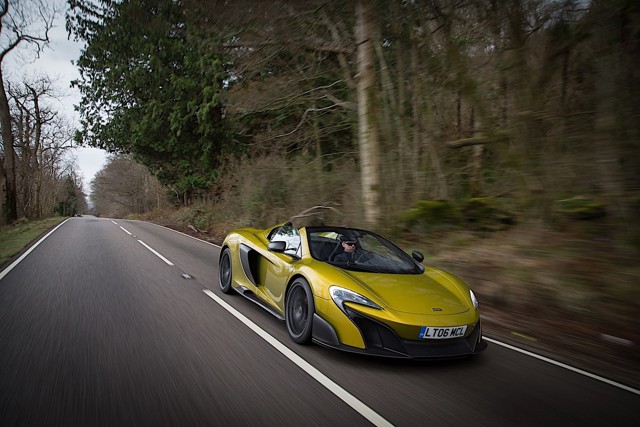 Mclaren 675Lt Spider photo 23