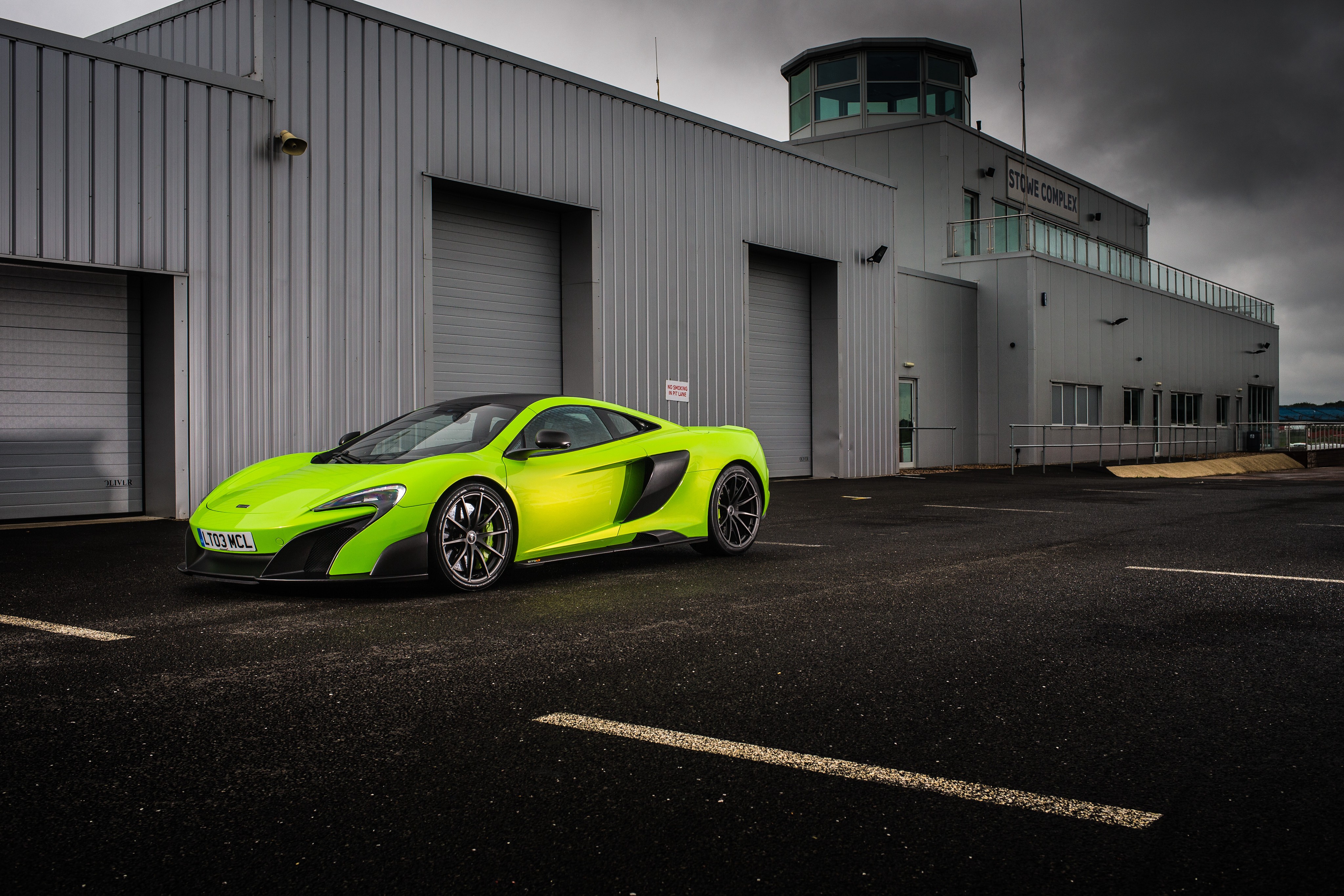 Mclaren 675Lt photo 8