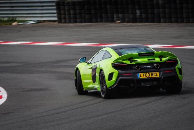 Mclaren 675Lt Foto 10