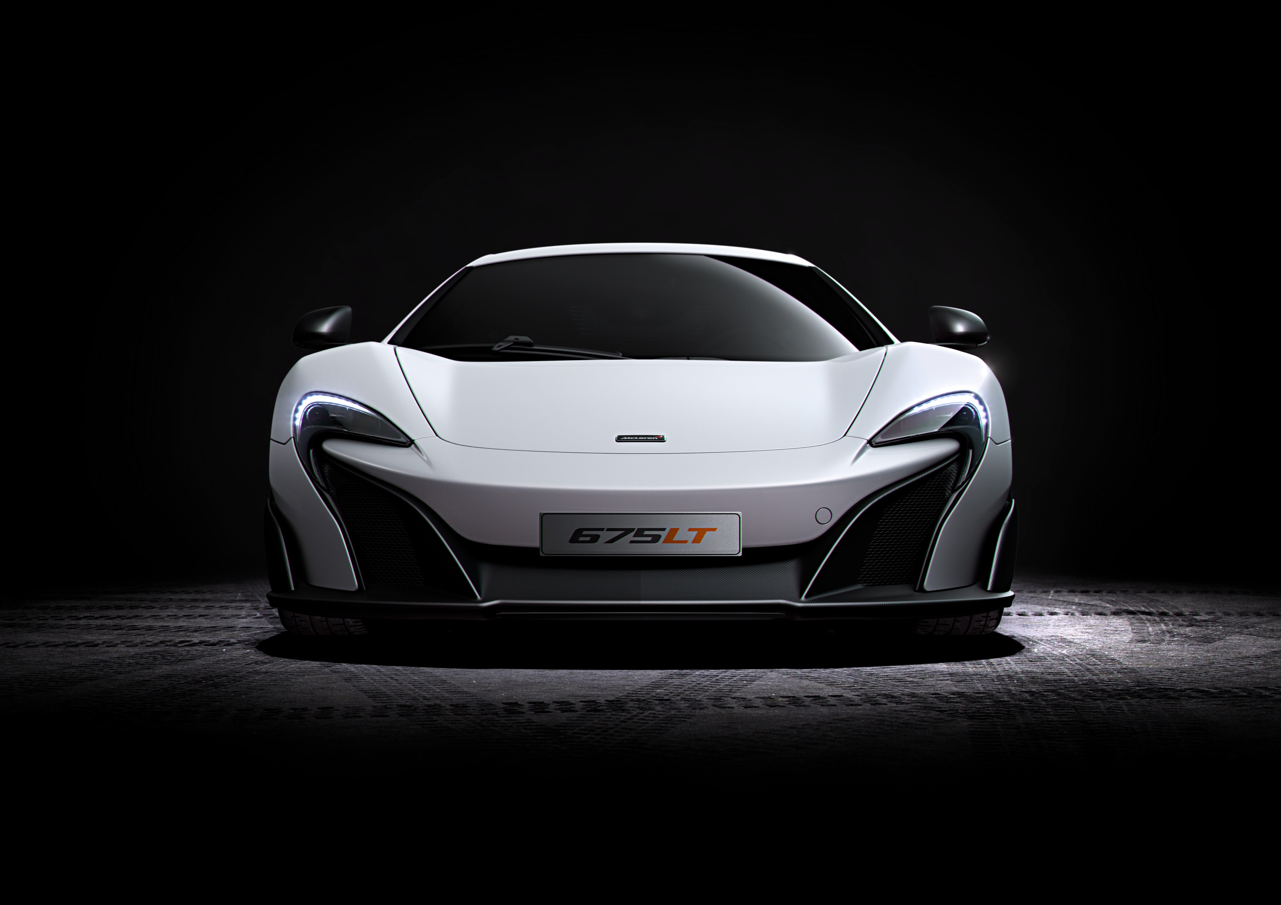 Mclaren 675Lt photo 17