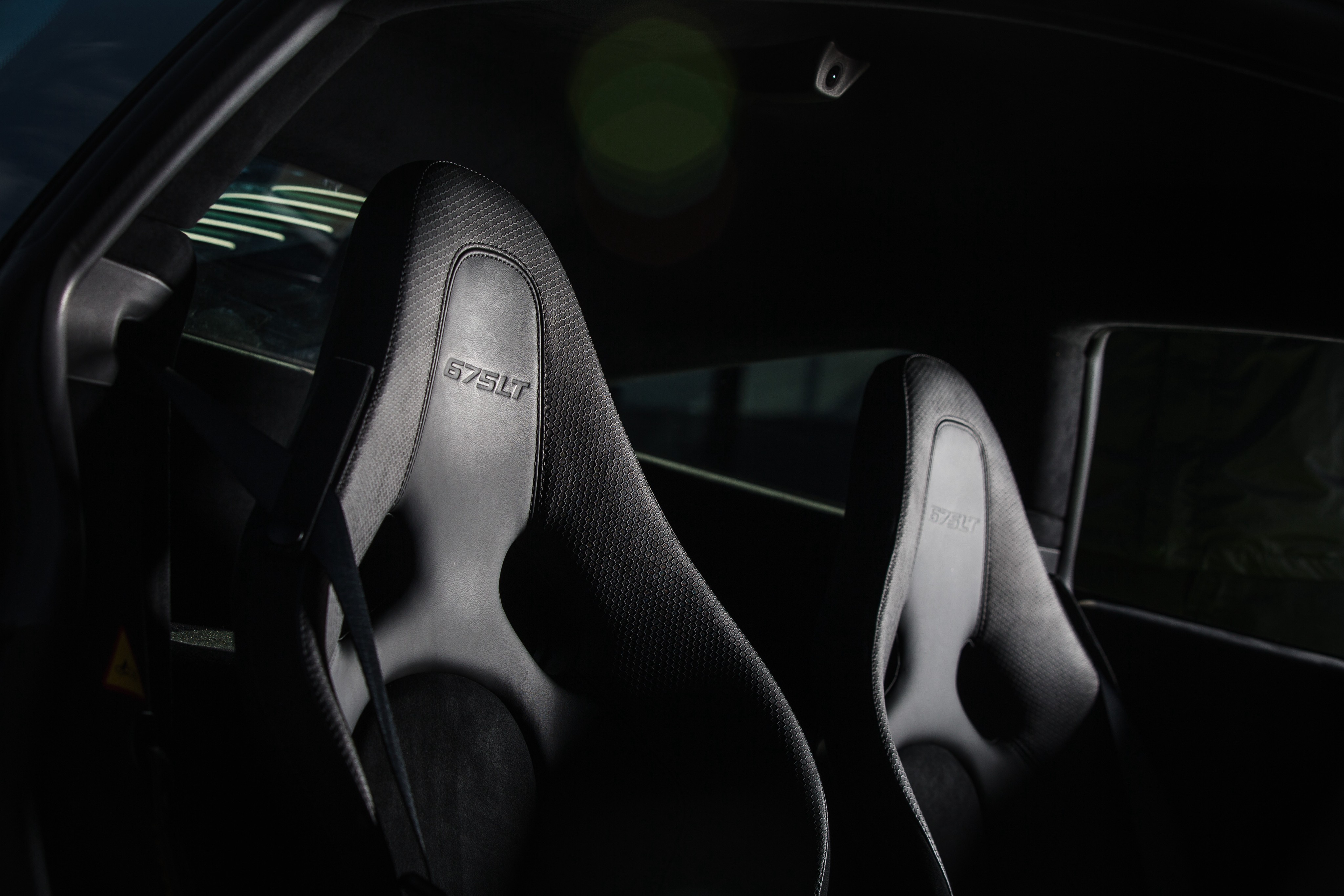 Mclaren 675Lt photo 24