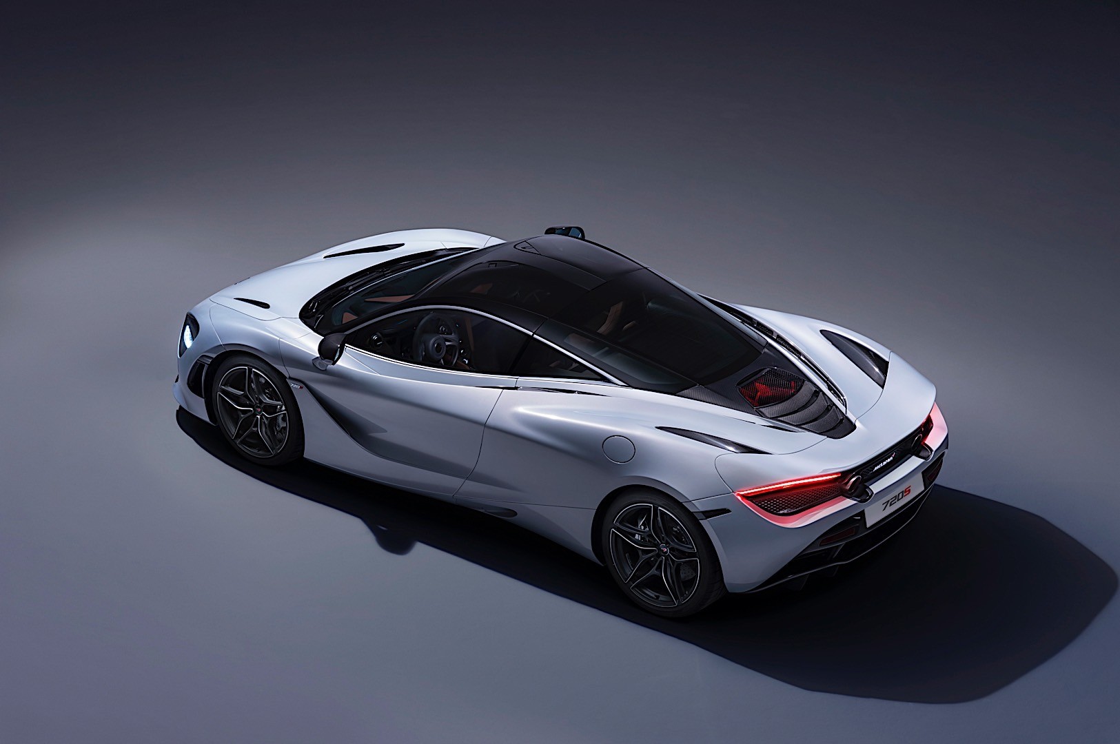 Mclaren 720S photo 4