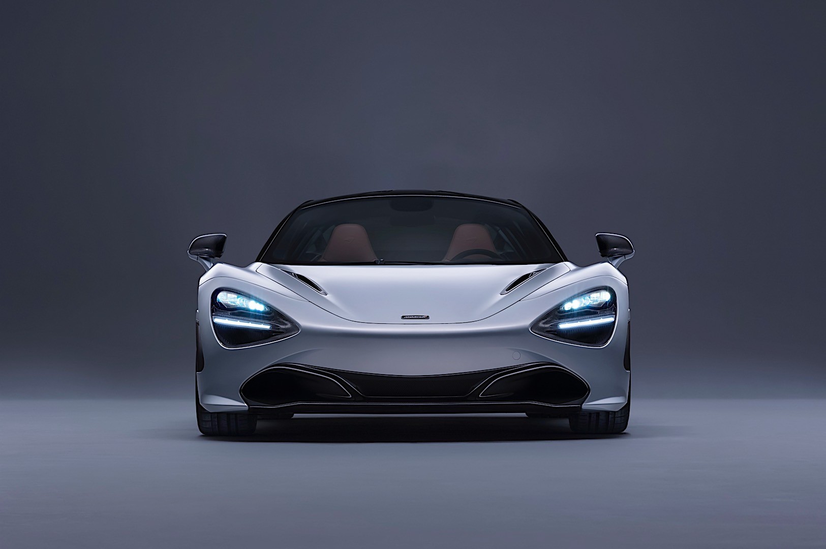 Mclaren 720S photo 10