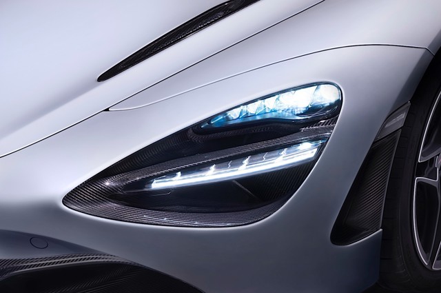 Mclaren 720S photo 17