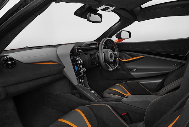 Mclaren 720S photo 26